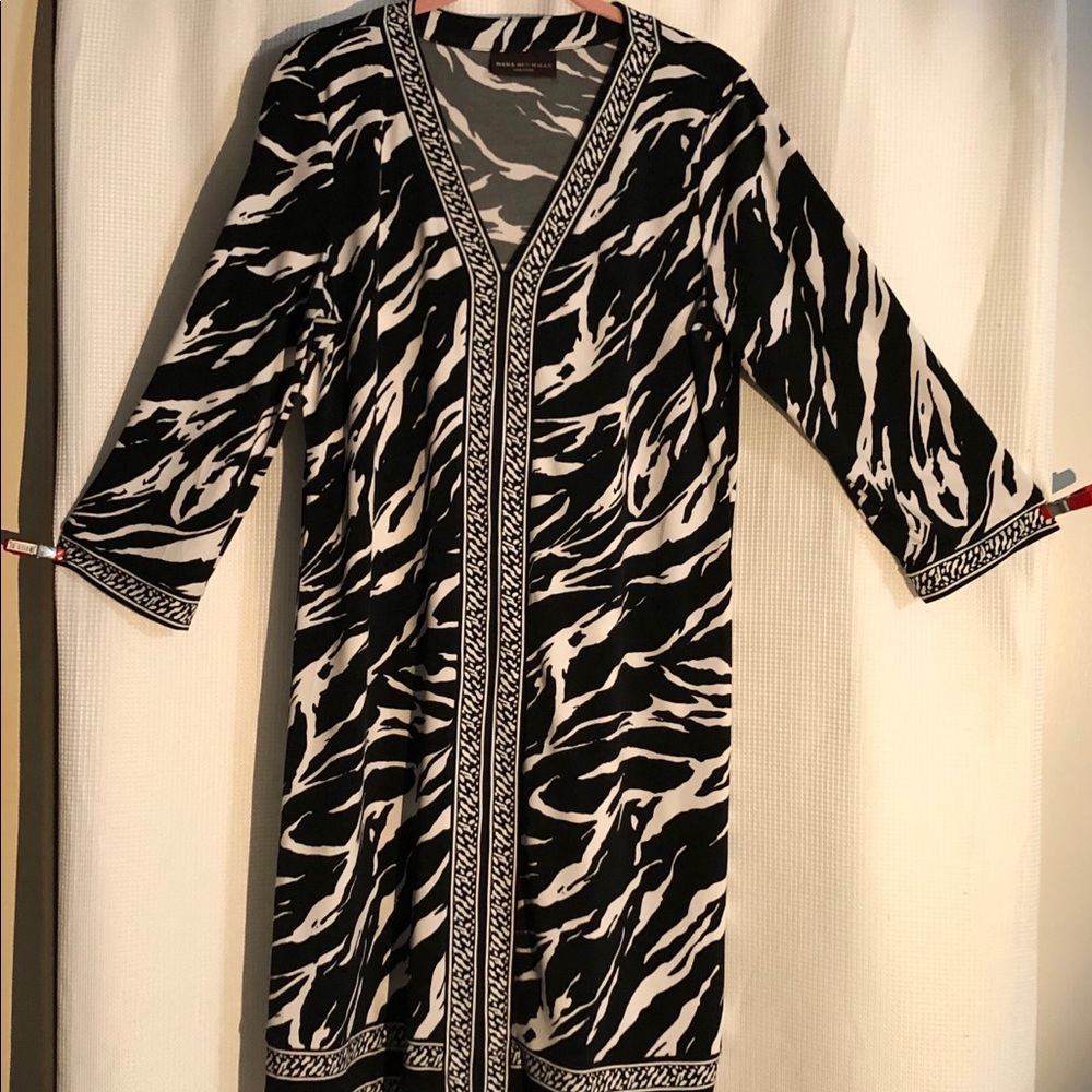 Black and white jersey animal print dress